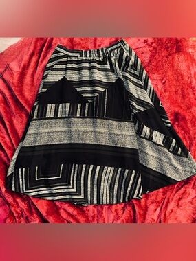 Black and Gray Geometric A-Line Skirt
